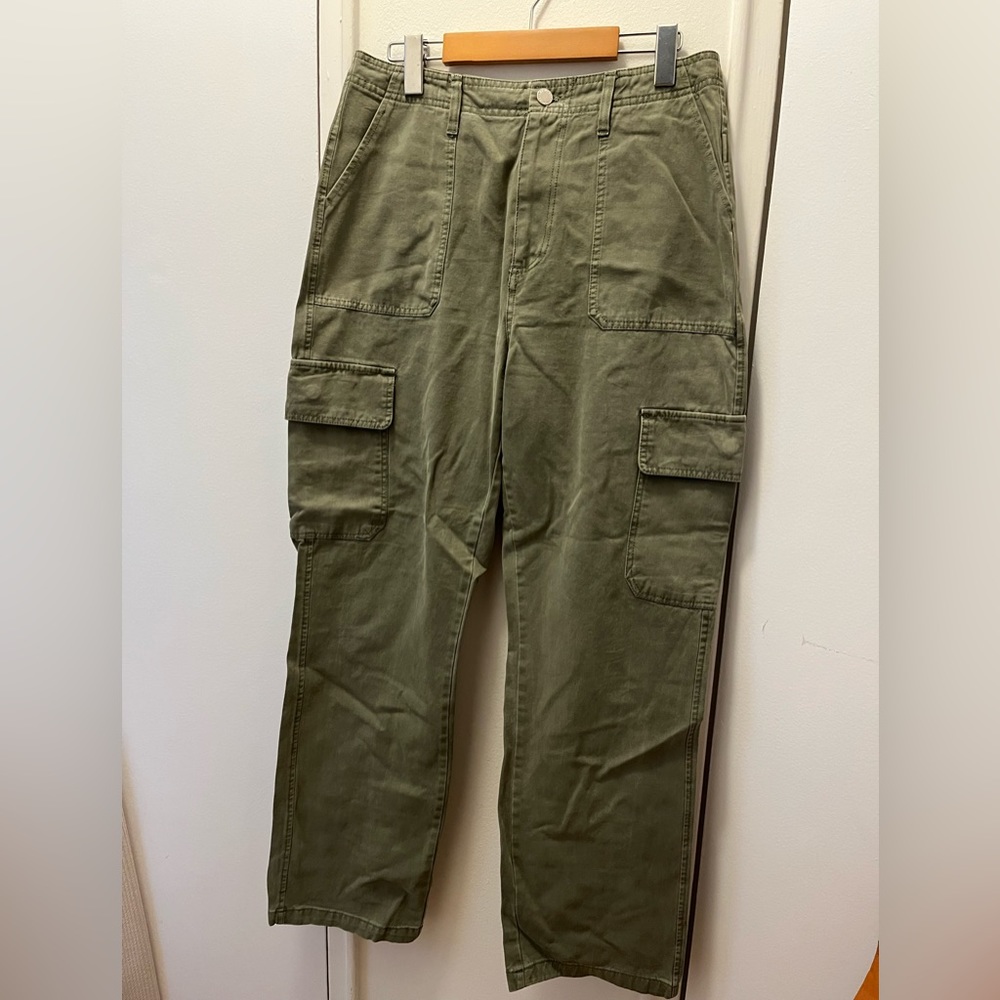 Women’s Green Cargo Pants